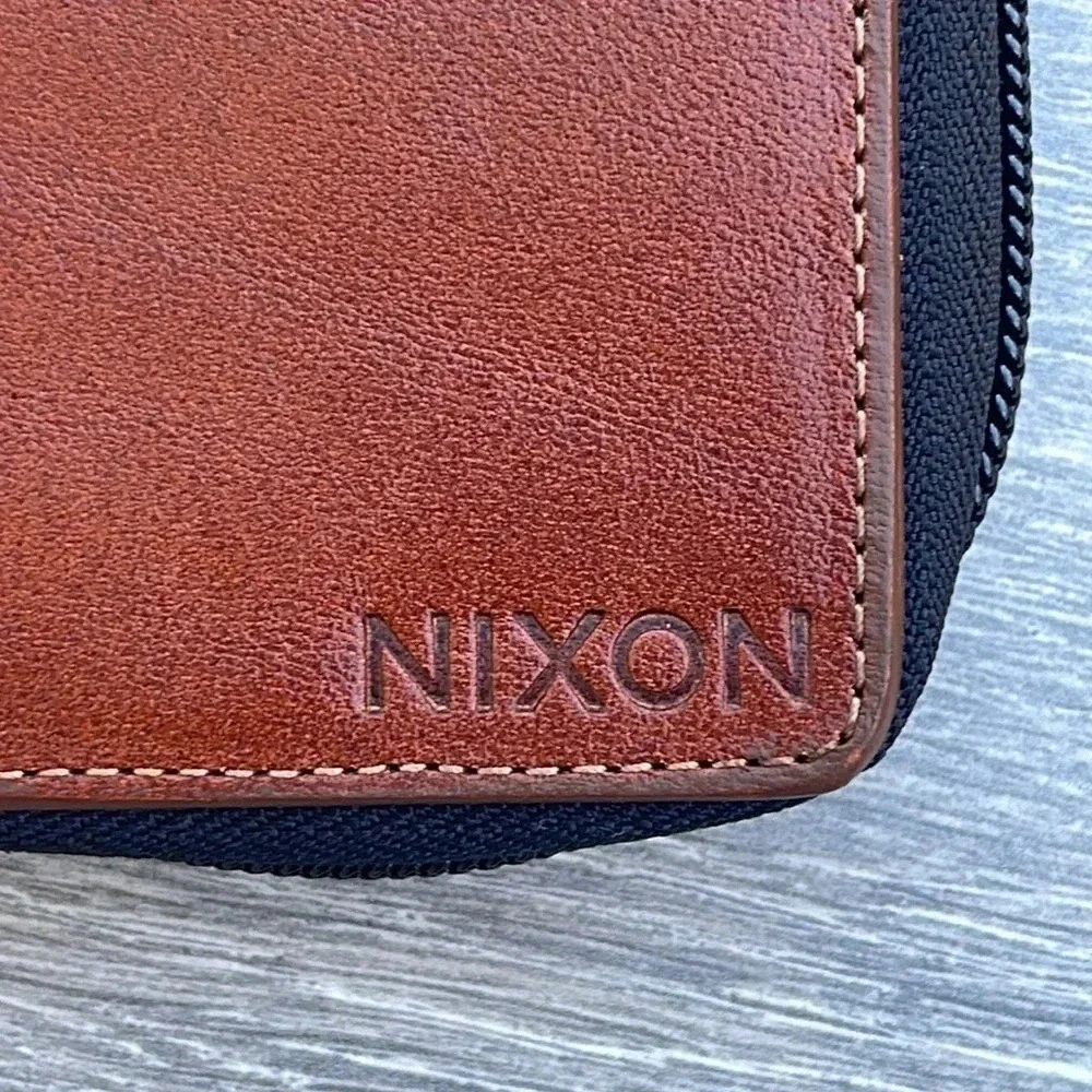 Nixon Orbit Zip Card Leather Wallet, saddle